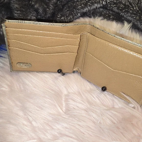 Vintage Gucci wallet or pouch featuring the iconic GG Supreme - Picture 4 of 11